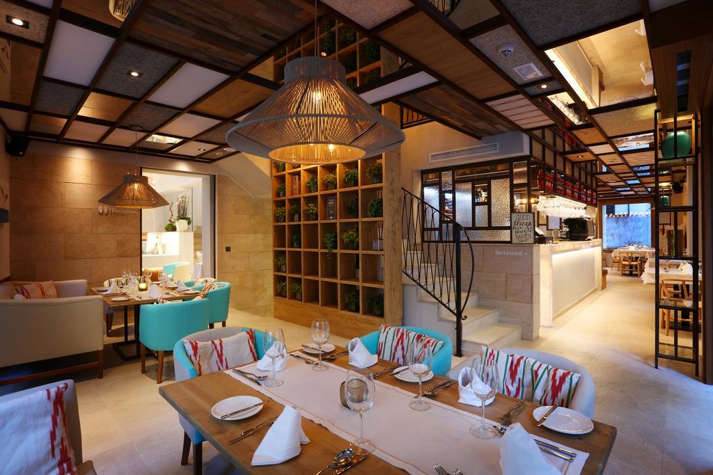 Bo Hotel Palma Exteriér fotografie Restaurant
